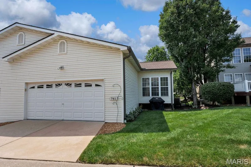 Rear-entry two car garage. — 781 Queens Court Place, St Peters, MO 63376