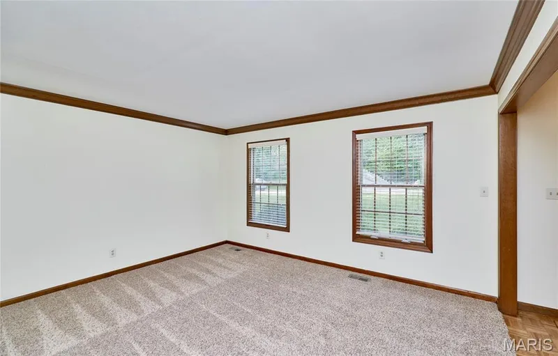 1921 Wolfcreek Pass Court, Wildwood, MO 63011 — listing photo 23 of 79