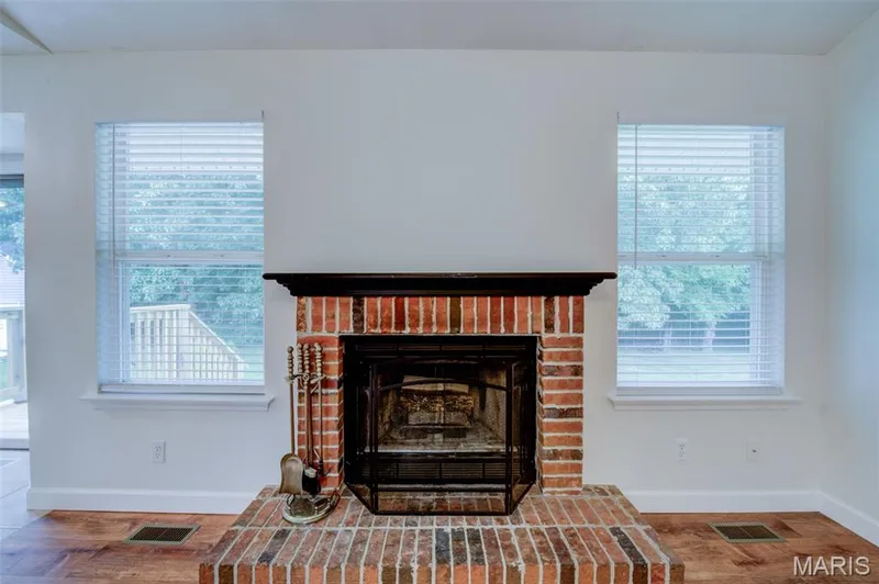 Wood Burning Fire Place — 868 Molloy Drive, O'Fallon, MO 63366