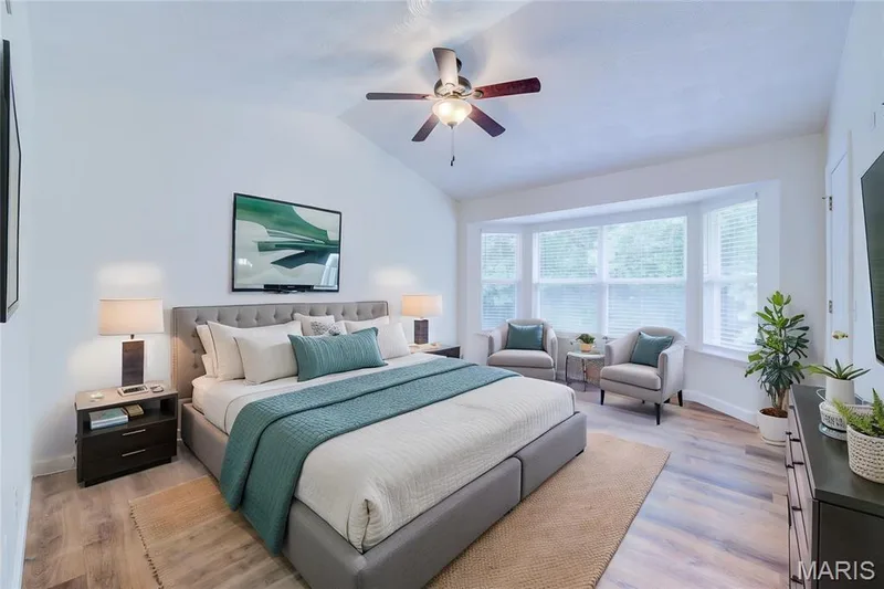 Virtually Staged - Primary Bedroom with Bay Window and Walk-in Closet — 868 Molloy Drive, O'Fallon, MO 63366