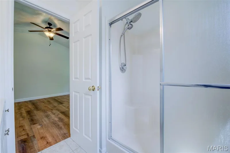 Primary Bathroom Shower — 868 Molloy Drive, O'Fallon, MO 63366