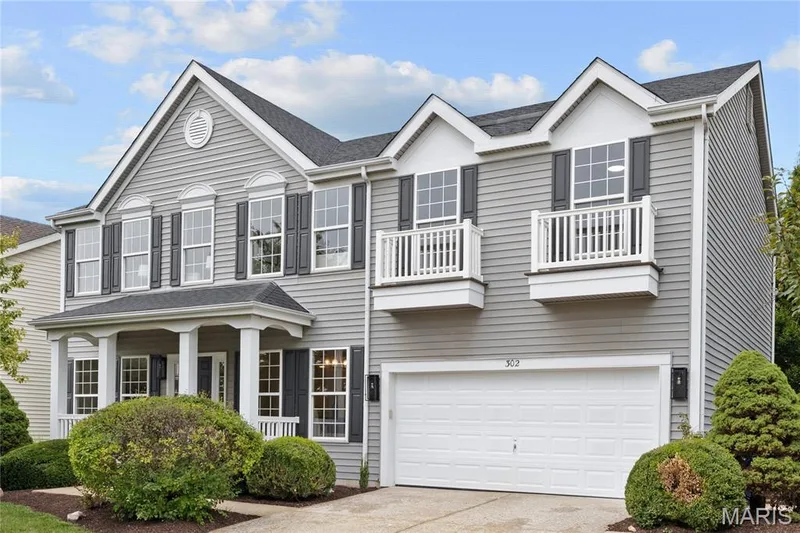 302 Greenshire Lane, Dardenne Prairie, MO 63368 — listing photo 2 of 38