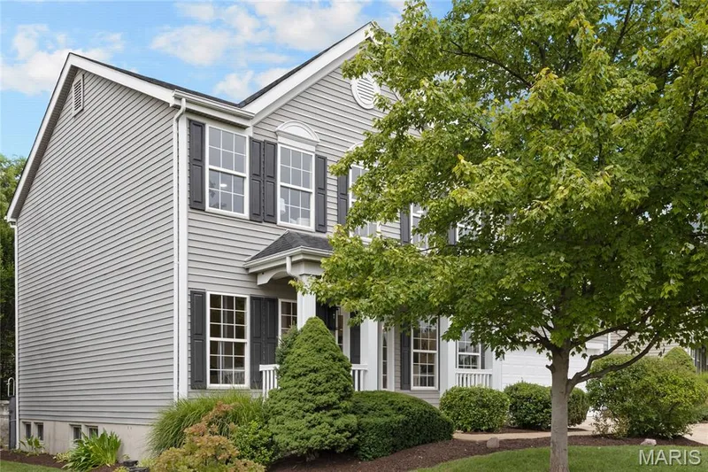 302 Greenshire Lane, Dardenne Prairie, MO 63368 — listing photo 3 of 38