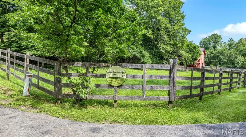 4945 Fox Bridge Road, Wildwood, MO 63069 — listing photo 5 of 77