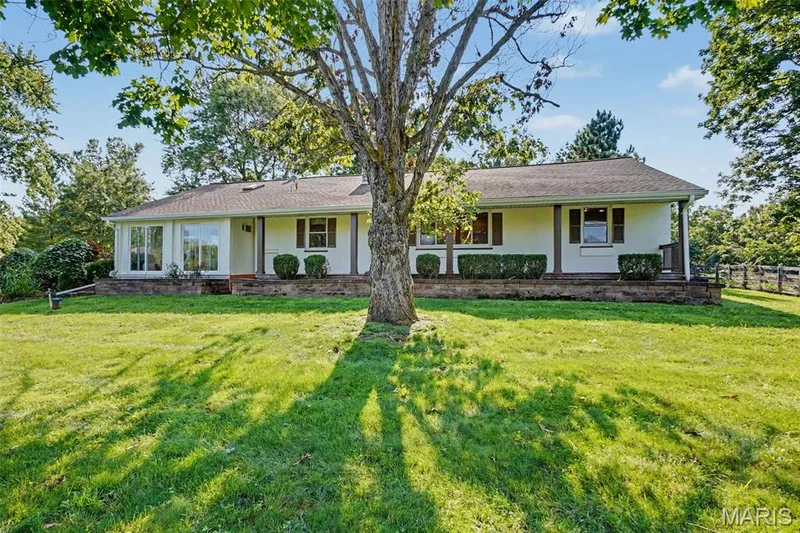 4945 Fox Bridge Road, Wildwood, MO 63069 — listing photo 7 of 77