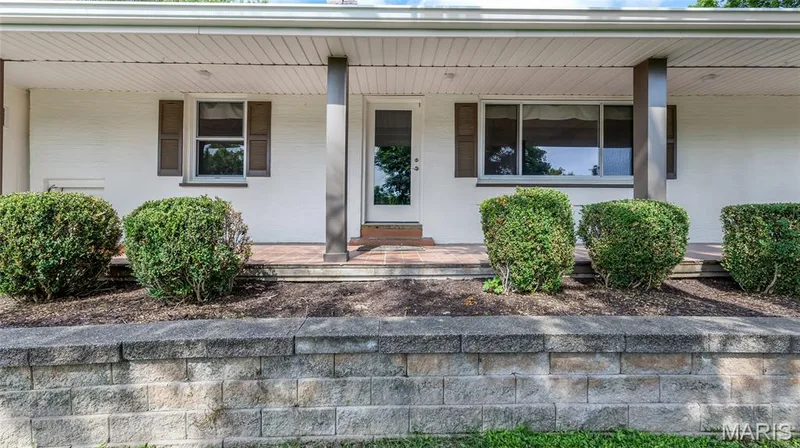 4945 Fox Bridge Road, Wildwood, MO 63069 — listing photo 8 of 77