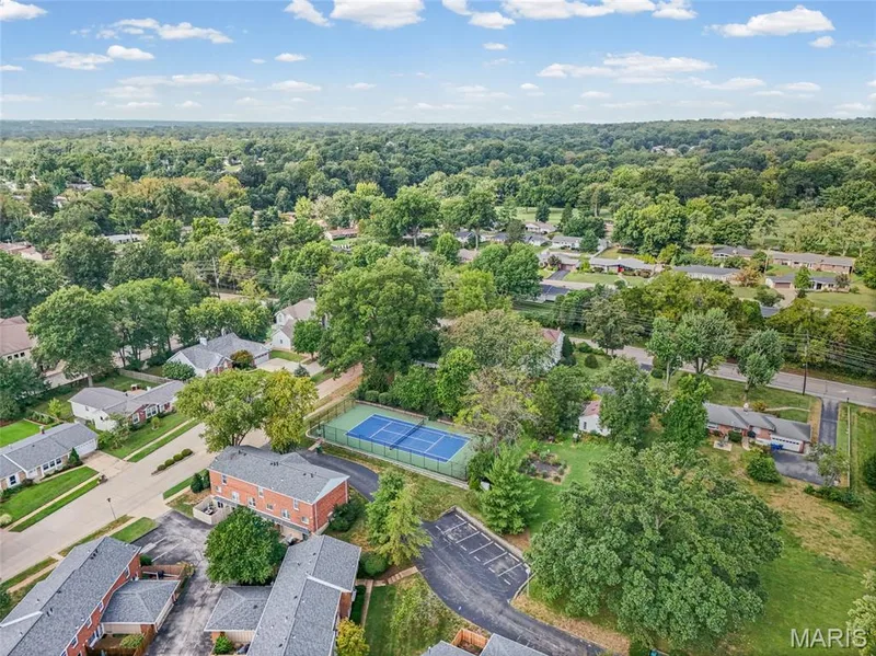 13419 Land O Woods Drive #1, Chesterfield, MO 63141 — listing photo 29 of 30