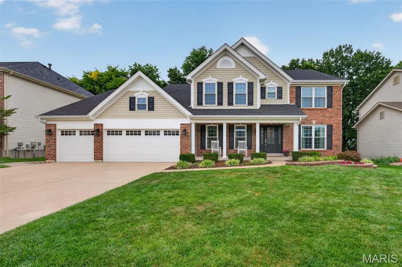 932 Bentley Park Circle, O'Fallon, MO 63368 — listing photo 1 of 89