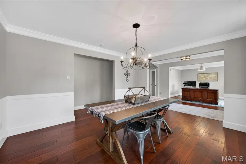 932 Bentley Park Circle, O'Fallon, MO 63368 — listing photo 8 of 89
