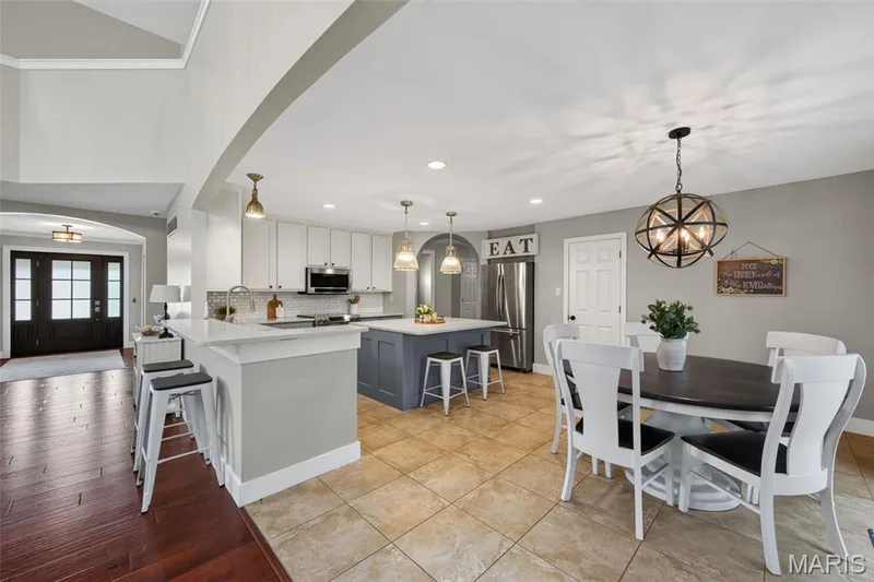 932 Bentley Park Circle, O'Fallon, MO 63368 — listing photo 19 of 89