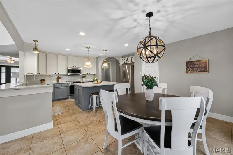 932 Bentley Park Circle, O'Fallon, MO 63368 — listing photo 21 of 89