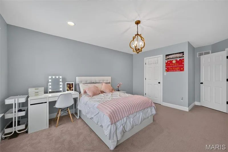 932 Bentley Park Circle, O'Fallon, MO 63368 — listing photo 40 of 89