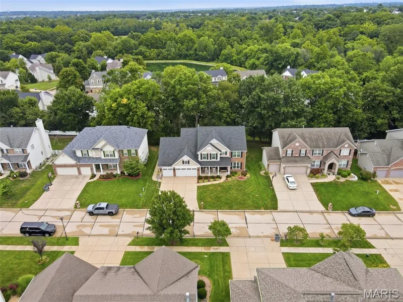 932 Bentley Park Circle, O'Fallon, MO 63368 — listing photo 76 of 89
