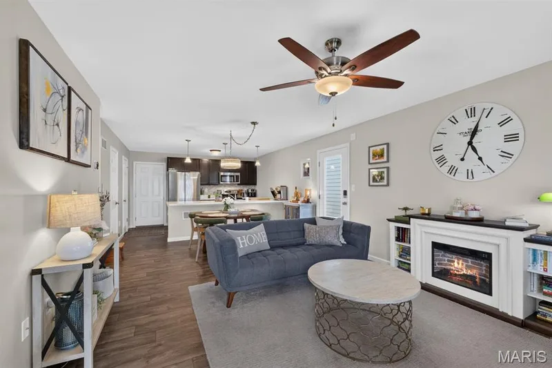 32 Freehold Rock Place, St Charles, MO 63301 — listing photo 3 of 32