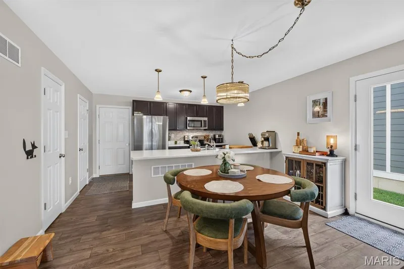 32 Freehold Rock Place, St Charles, MO 63301 — listing photo 4 of 32