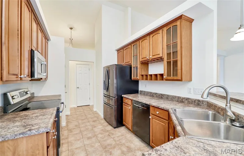 239 Park Ridge Drive #74B, O'Fallon, MO 63366 — listing photo 26 of 72