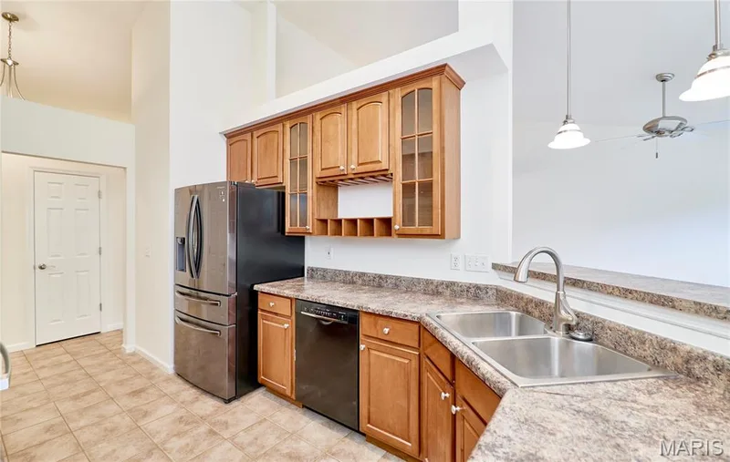 239 Park Ridge Drive #74B, O'Fallon, MO 63366 — listing photo 27 of 72