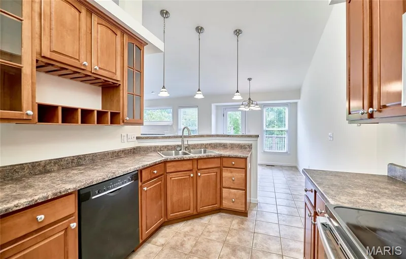 239 Park Ridge Drive #74B, O'Fallon, MO 63366 — listing photo 30 of 72