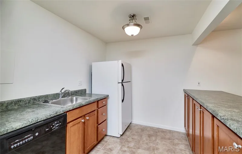 239 Park Ridge Drive #74B, O'Fallon, MO 63366 — listing photo 61 of 72