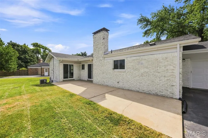 165 Saddleford Drive, Chesterfield, MO 63017 — listing photo 34 of 42