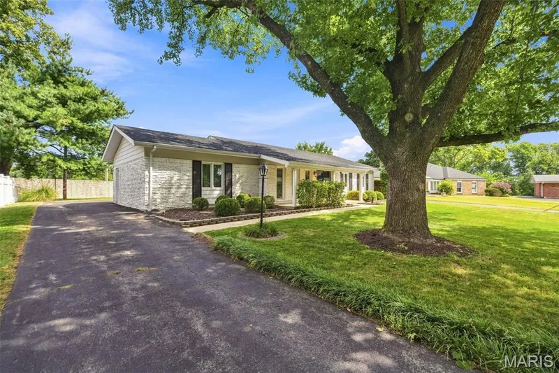 165 Saddleford Drive, Chesterfield, MO 63017 — listing photo 39 of 42