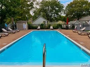 WALK to Pool — 16252 Lea Oak Court, Chesterfield, MO 63017
