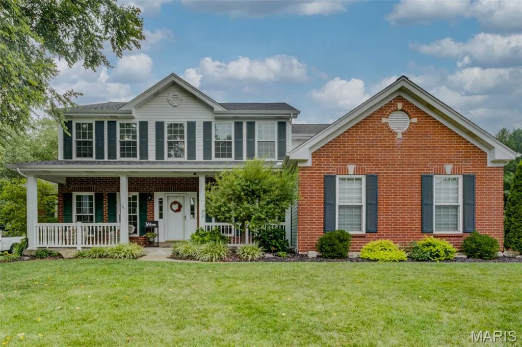 1305 Renaissance Place, Weldon Spring, MO 63304 — listing photo 1 of 66