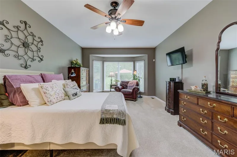 1305 Renaissance Place, Weldon Spring, MO 63304 — listing photo 21 of 66