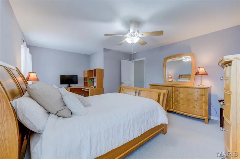 1305 Renaissance Place, Weldon Spring, MO 63304 — listing photo 34 of 66