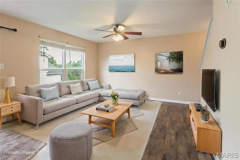 Virtually staged — 114 Waterside Crossing Drive, St Peters, MO 63376