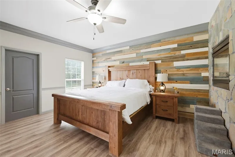 Dual walk in closets — 1 Priority Drive N, Wentzville, MO 63385
