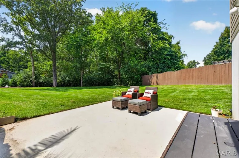 Private setting — 303 Whispering Woods Drive, St Peters, MO 63304