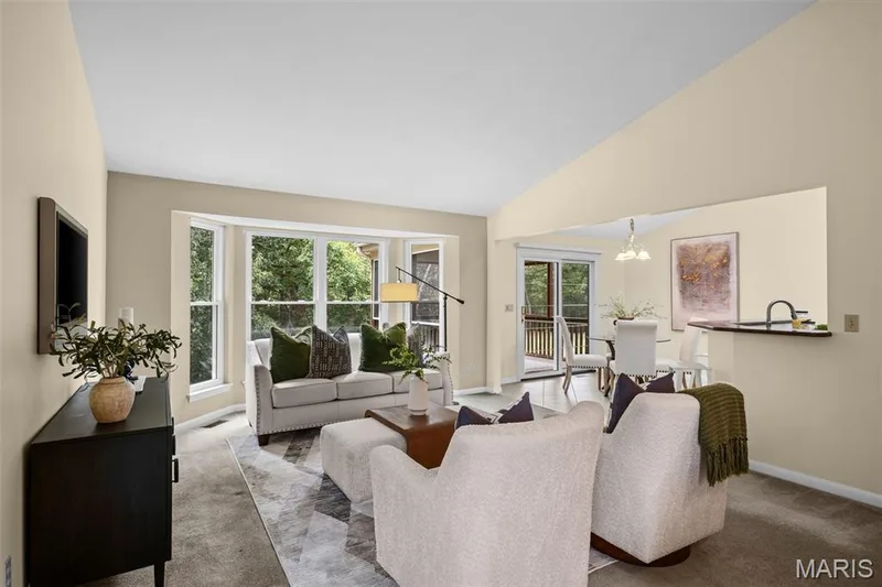36 Turtle Creek Villas Drive, O'Fallon, MO 63366 — listing photo 5 of 38