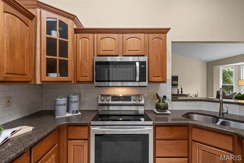 36 Turtle Creek Villas Drive, O'Fallon, MO 63366 — listing photo 7 of 38