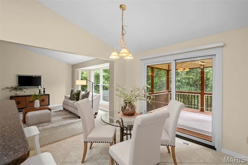 36 Turtle Creek Villas Drive, O'Fallon, MO 63366 — listing photo 10 of 38