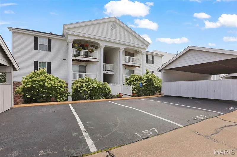 157 Jubilee Hill Drive #I, Wildwood, MO β listing photo 1