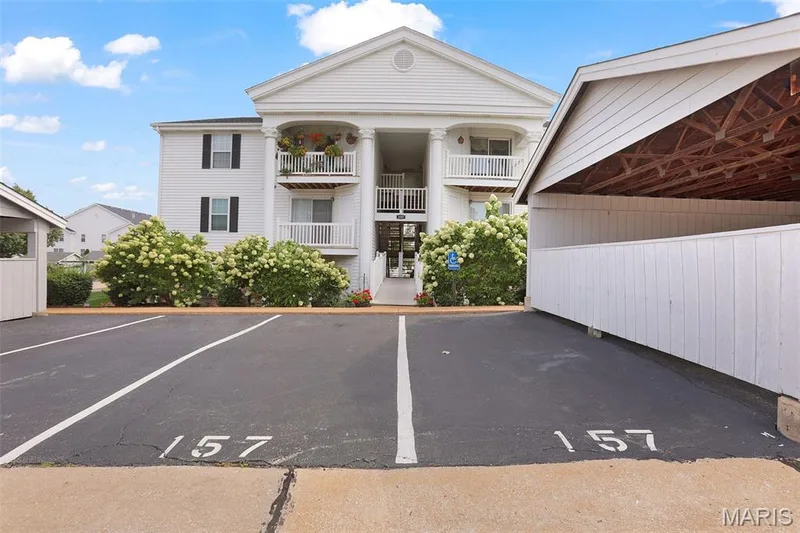 157 Jubilee Hill Drive #I, Wildwood, MO 63040 — listing photo 4 of 27