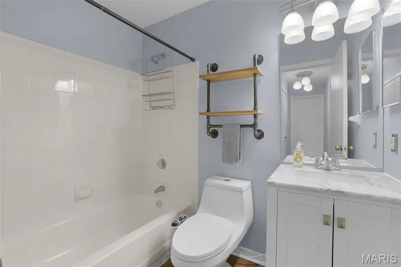 157 Jubilee Hill Drive #I, Wildwood, MO 63040 — listing photo 16 of 27