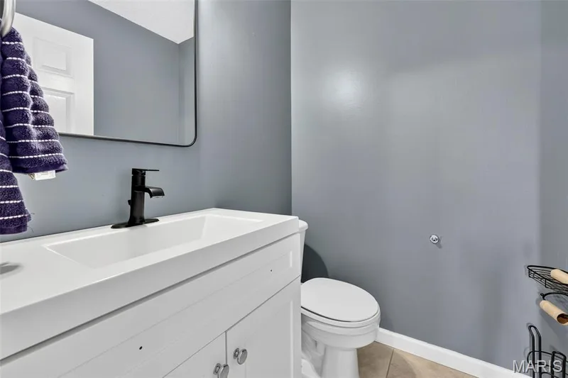 305 Highgrove Place Drive, O'Fallon, MO 63366 — listing photo 14 of 49
