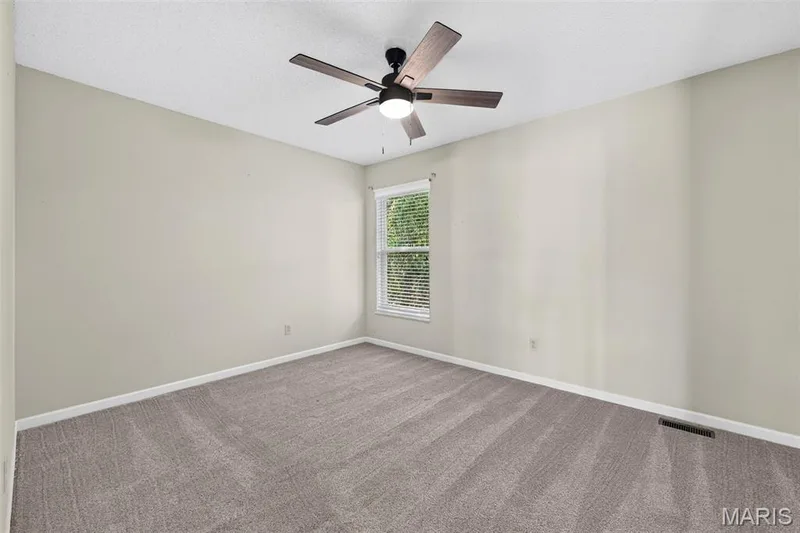 305 Highgrove Place Drive, O'Fallon, MO 63366 — listing photo 37 of 49