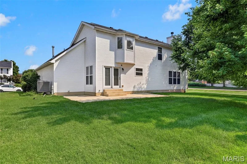 305 Highgrove Place Drive, O'Fallon, MO 63366 — listing photo 47 of 49
