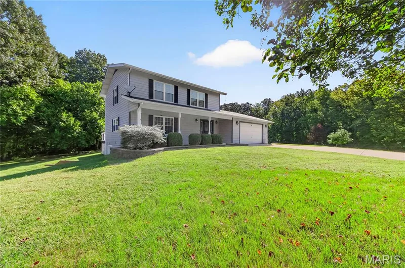 1863 Tamara Court, Wentzville, MO 63385 — listing photo 4 of 78