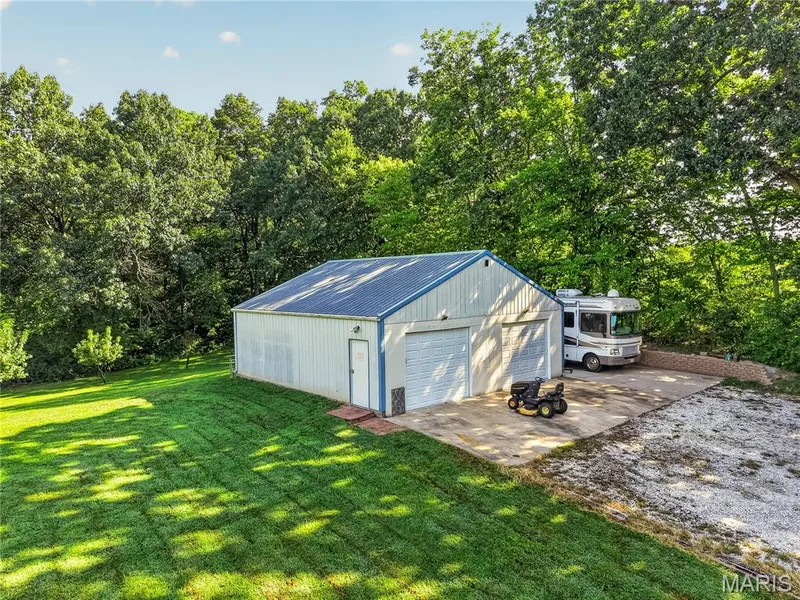 1863 Tamara Court, Wentzville, MO 63385 — listing photo 15 of 78