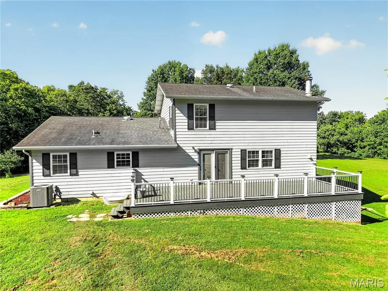 1863 Tamara Court, Wentzville, MO 63385 — listing photo 18 of 78