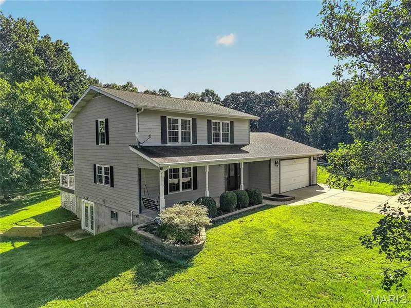 1863 Tamara Court, Wentzville, MO 63385 — listing photo 20 of 78