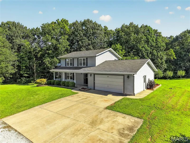1863 Tamara Court, Wentzville, MO 63385 — listing photo 23 of 78