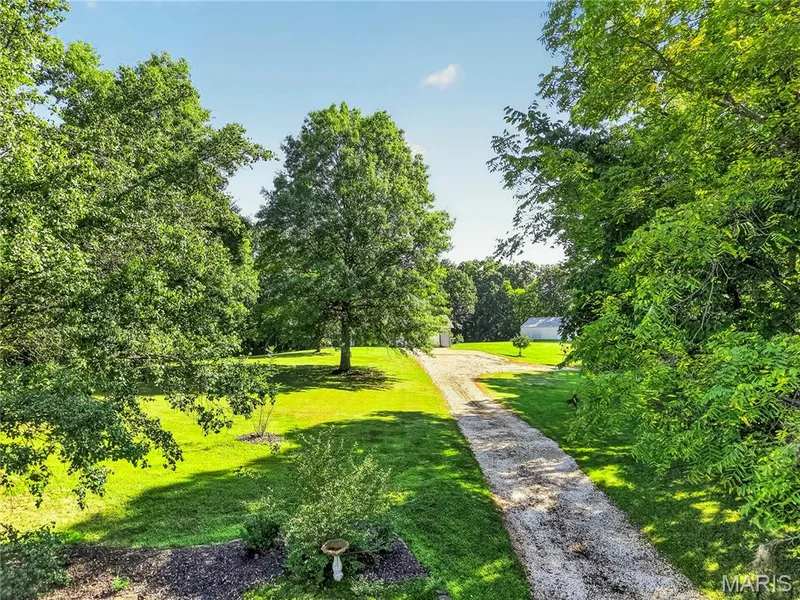 1863 Tamara Court, Wentzville, MO 63385 — listing photo 25 of 78