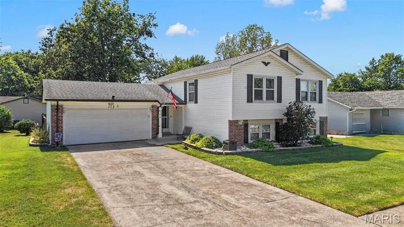 113 Barkwood Trails Drive, St Peters, MO — listing photo 1