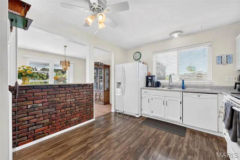 113 Barkwood Trails Drive, St Peters, MO 63376 — listing photo 10 of 35