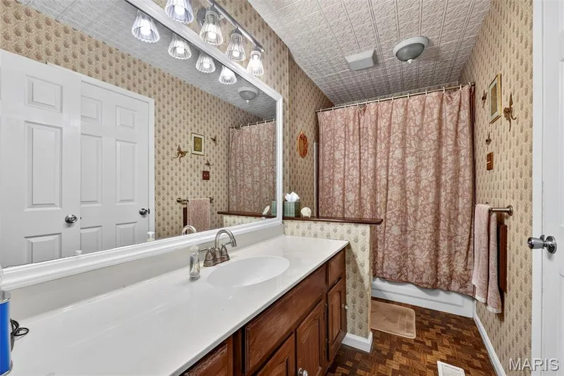 113 Barkwood Trails Drive, St Peters, MO 63376 — listing photo 14 of 35